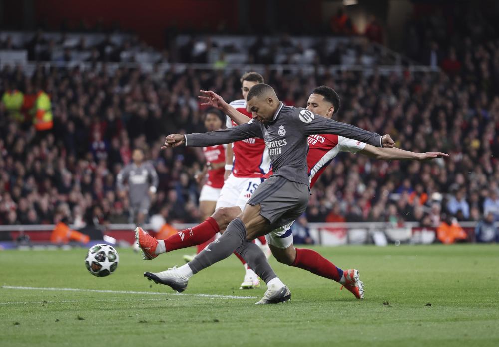 立与自然景 立与自然景