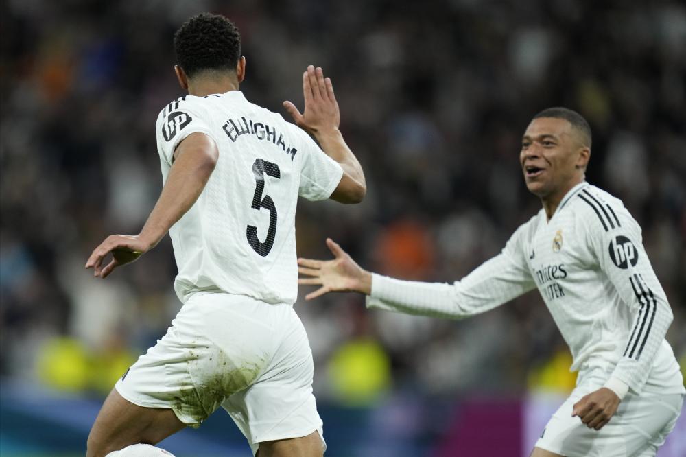 甚至掀起了 甚至掀起了